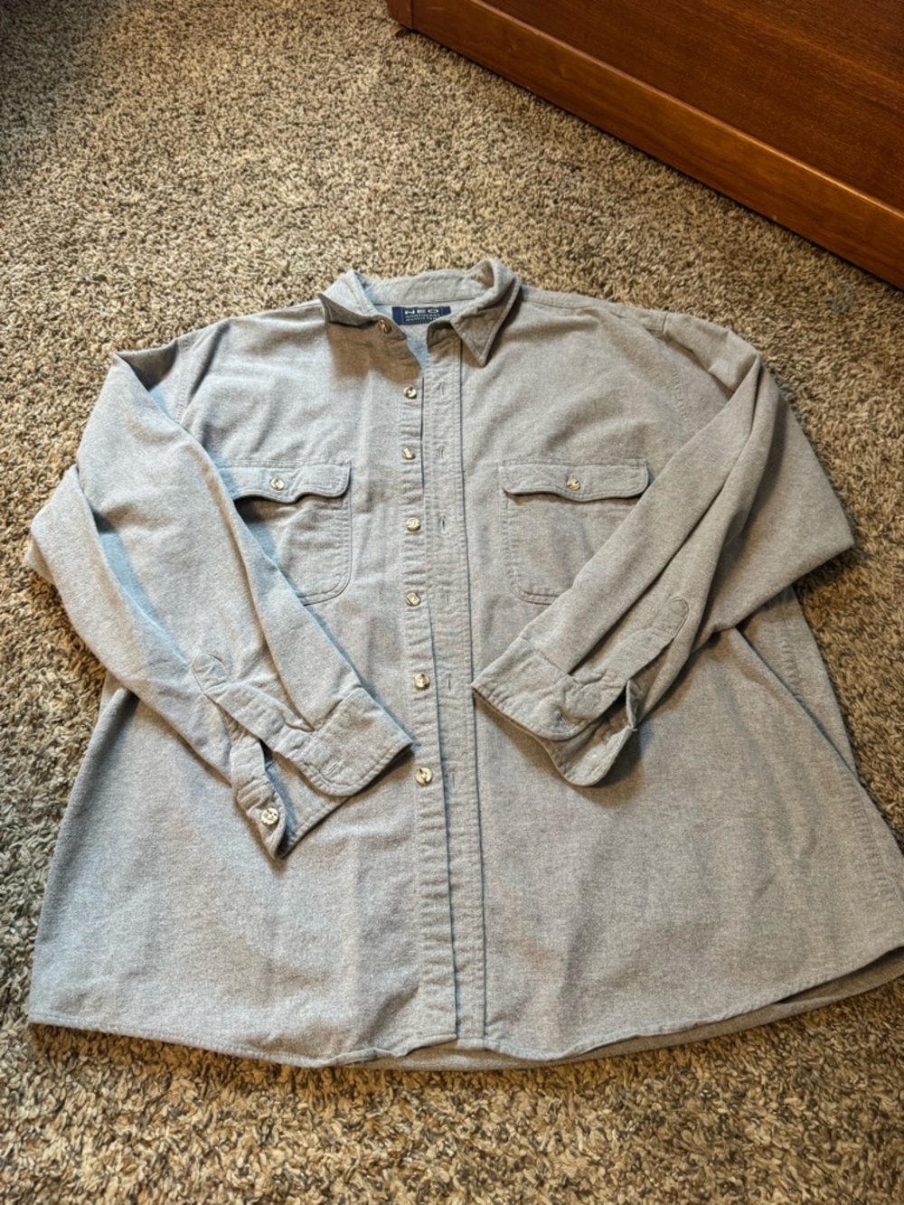 Men's Gray Long-Sleeve Casual Button-Down Shirt